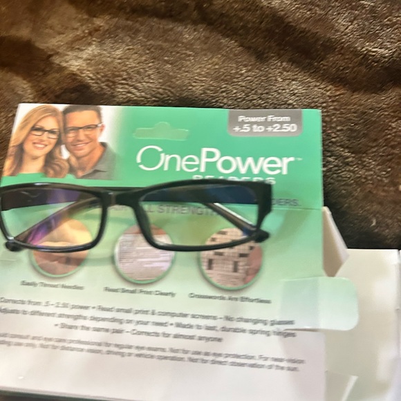 One power reading glasses - Picture 5 of 7